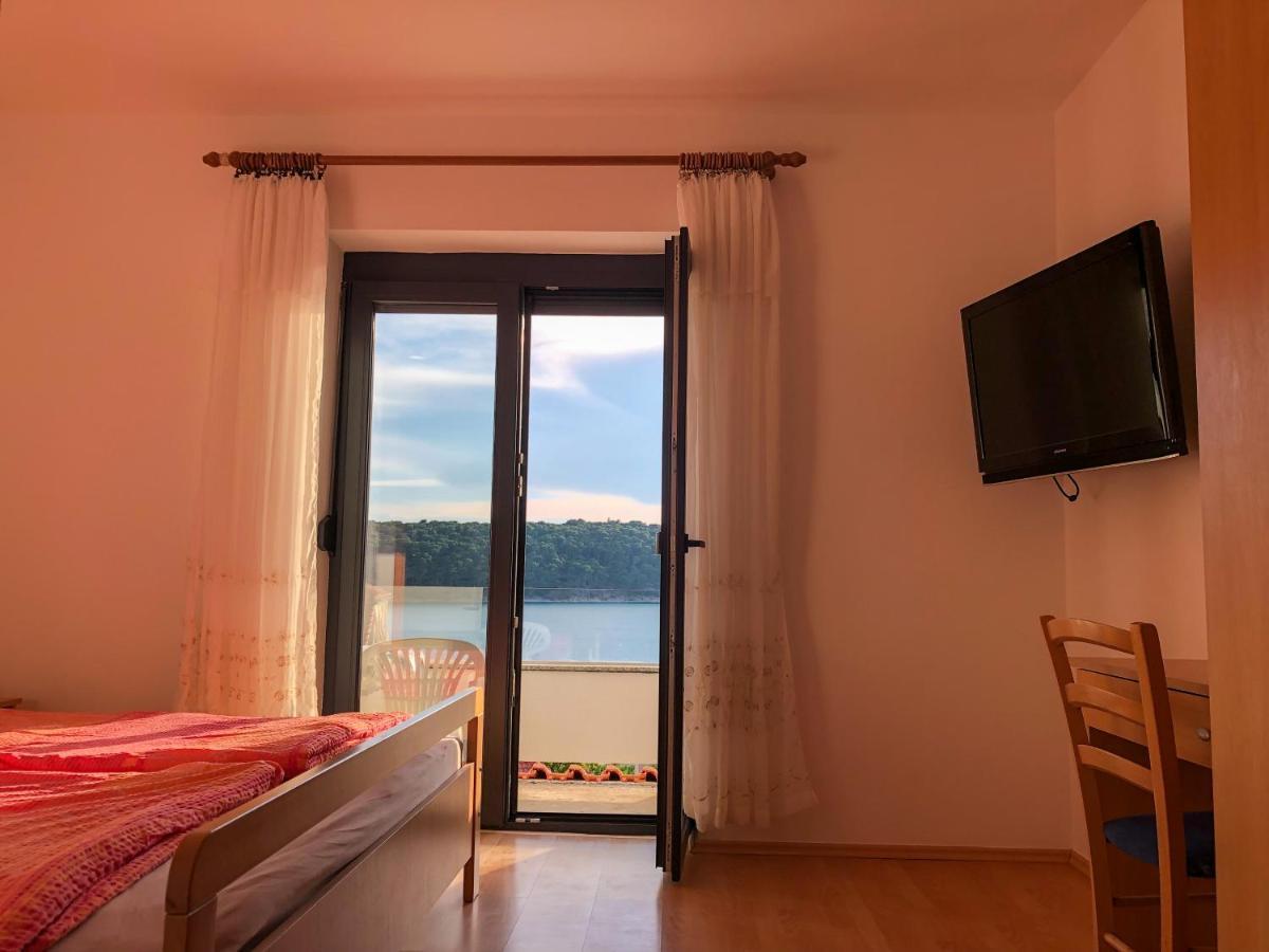 Apartments Palit Rab المظهر الخارجي الصورة