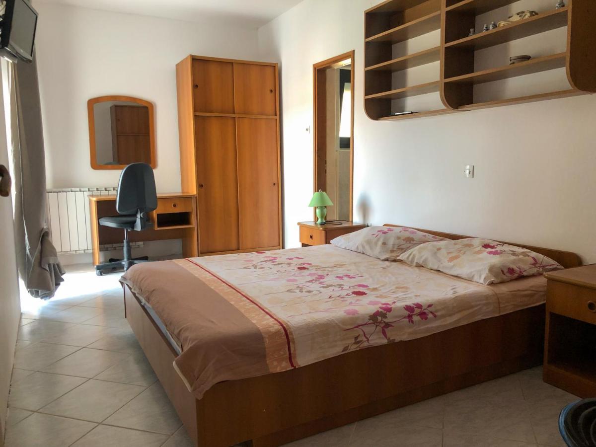 Apartments Palit Rab المظهر الخارجي الصورة